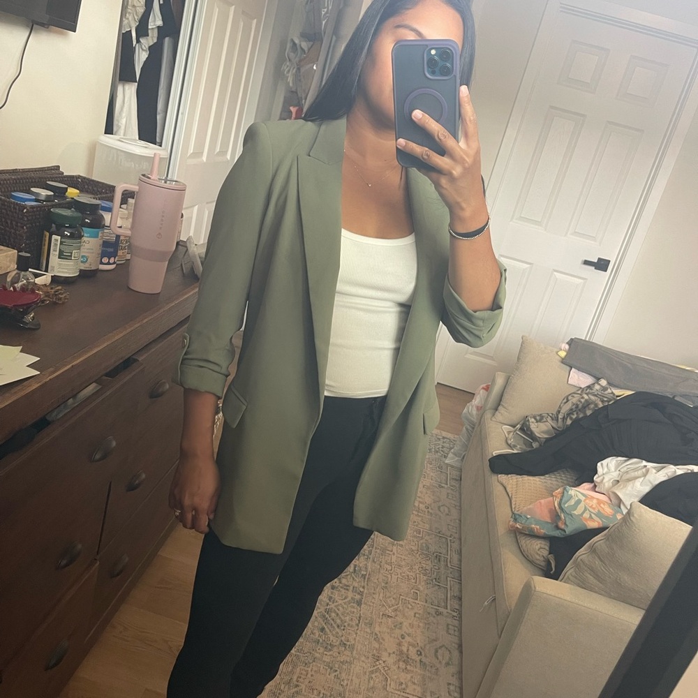 Zara Women's army green Blazer
